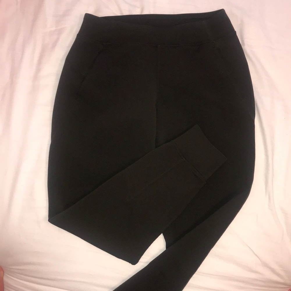 Lululemon athletica olive green joggers